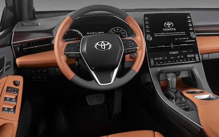 Интерьер Toyota Avalon 2019