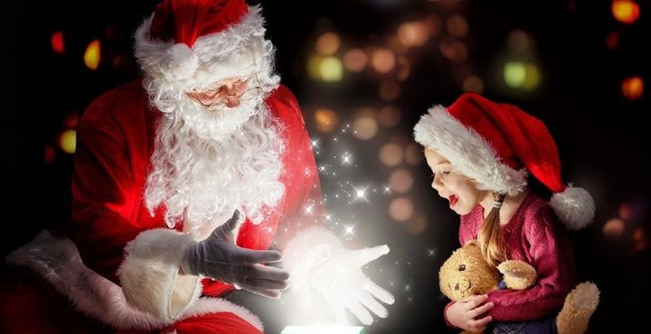Дед Мороз с ребенком