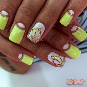 Модный дизайн ногтей 2019 в лимонных тонах